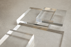 Square Clear Lucite Gallery Blocks (1" Height/Thickness)